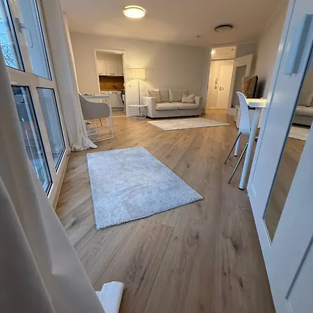 Gemuetliche 1-raum-wohnung In Dresden-friedrichstadt Lejlighed